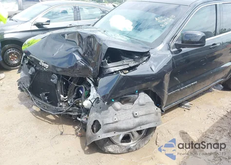 2017 Jeep Grand Cherokee Laredo 4X4 z USA, uszkodzony, nr VIN 1C4RJFAG5HC808308